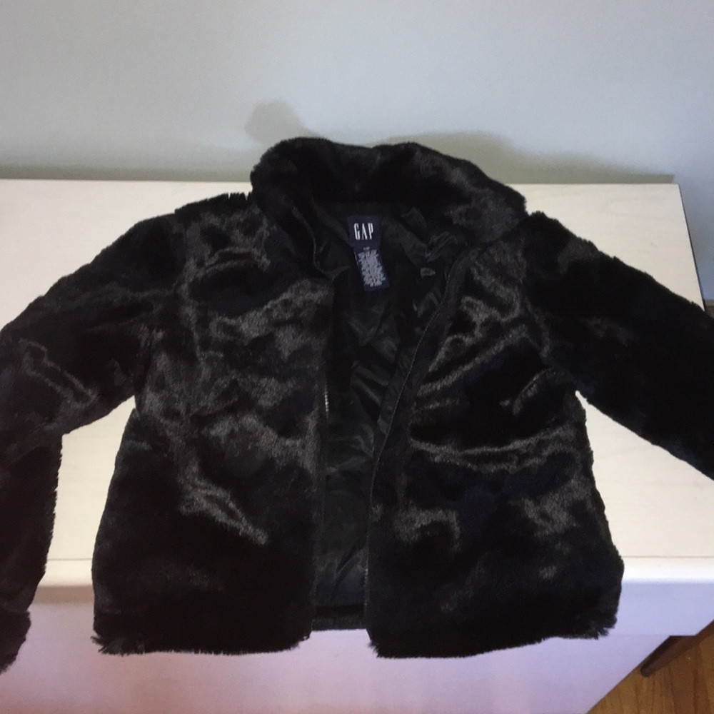 GAP fake fur black jacket